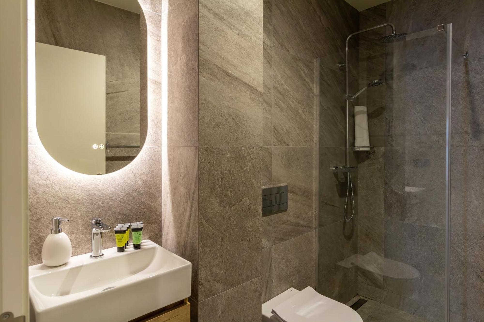 Feelathome O'Donnell Apartments Siviglia Esterno foto